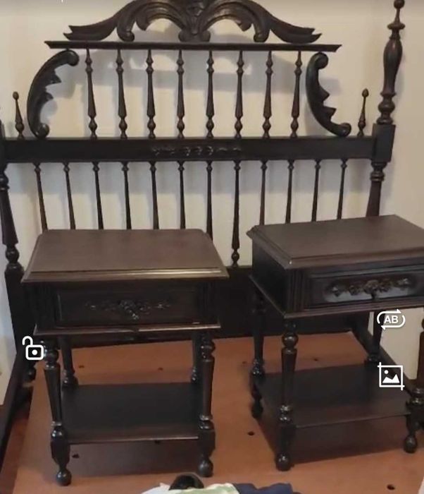 Mobília de Quarto Completa em Madeira Maciça (Estilo Bilros) – Viana do Castelo