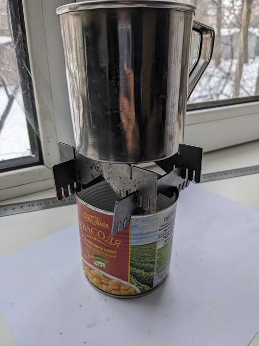 Приладдя для приготування їжі на окопній свічці