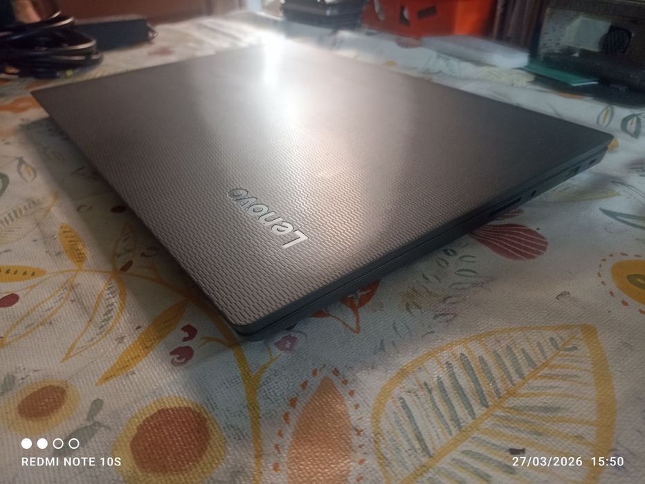 Lenovo  V130-141KB Intel Core I5