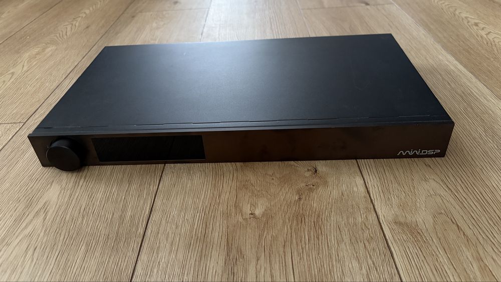 miniDSP SHD Dirac Live audiofilski przedwzmacniacz AIO + mikrofon