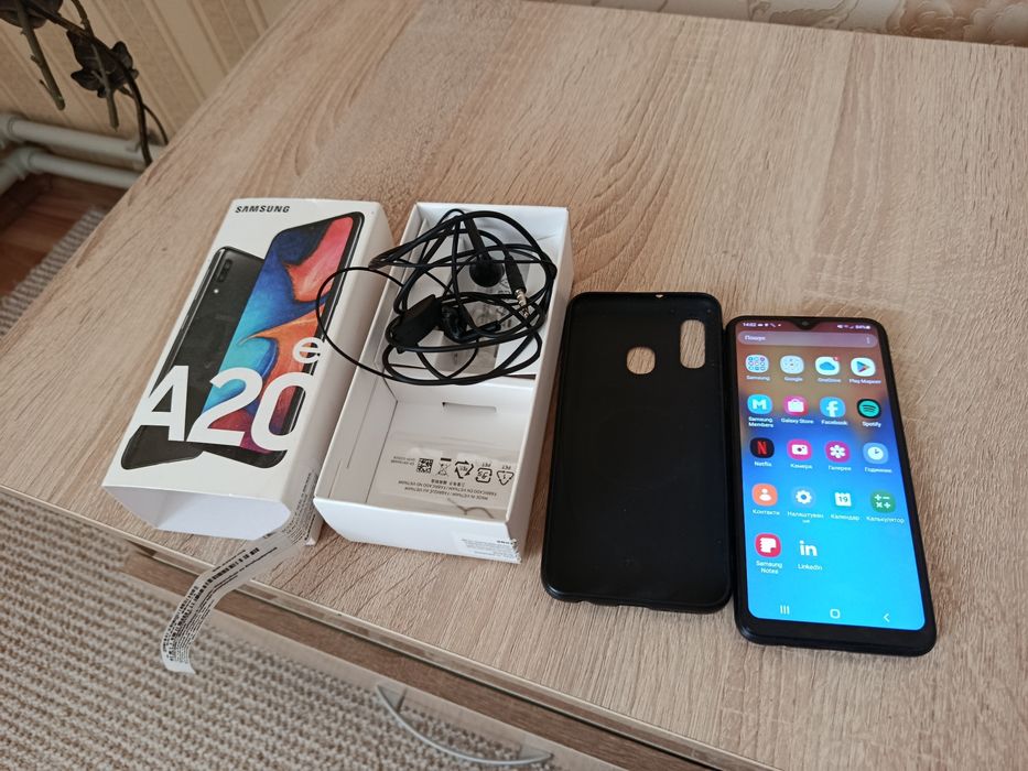 Самунг А 20 е.пам'яті 32