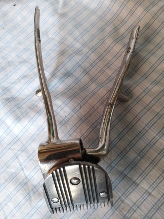 Машинка для стрижки (механічна) волосся