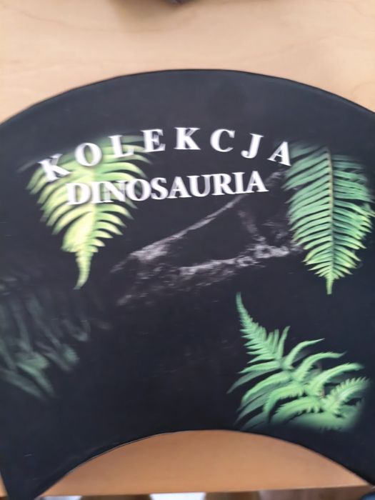 Kolekcja dinosauria 8 srebrnych monet