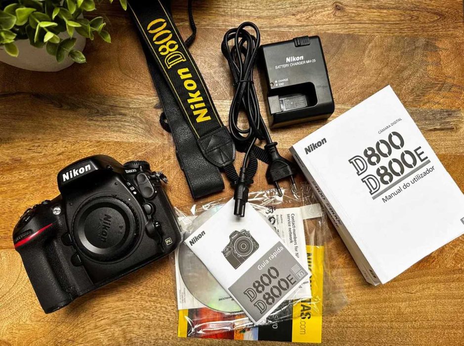 Câmara Nikon D800 - Full frame CMOS + extras