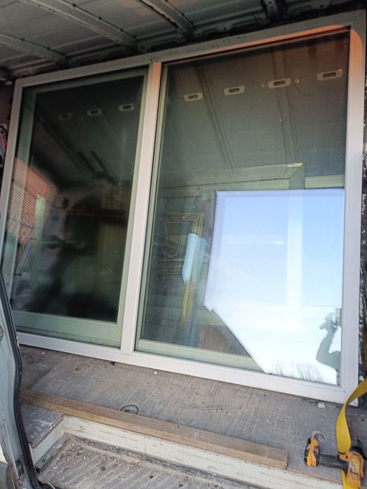 Sprzedam okno tarasowe