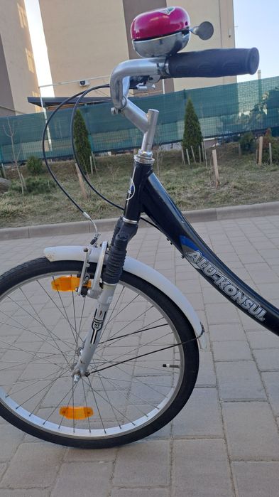 Велосипед жіночмй(дамка) Alu-Konsul.