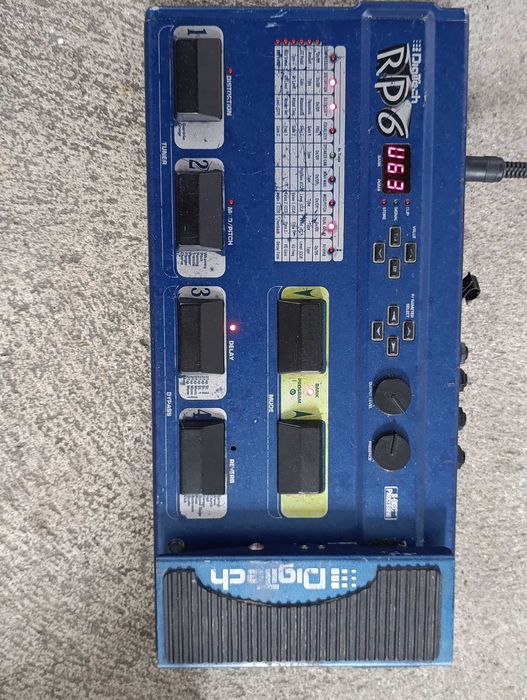 Pedaleira Digitech RP6