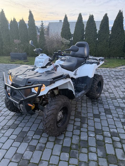 Quad polaris 570