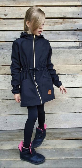 Kurtka wiosna softshell 110/116 czarna, DREsoowka