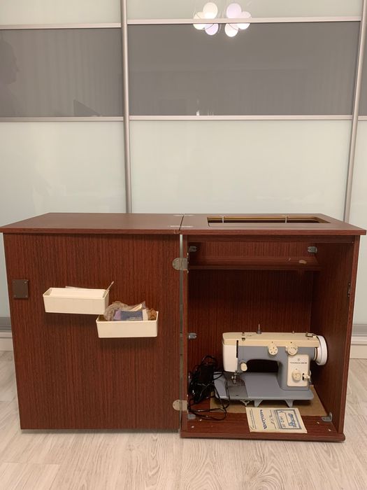 Швейна машинка «Чайка»