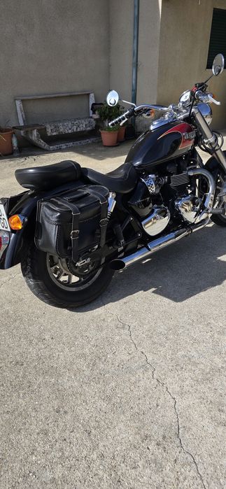 Mota Triumph America