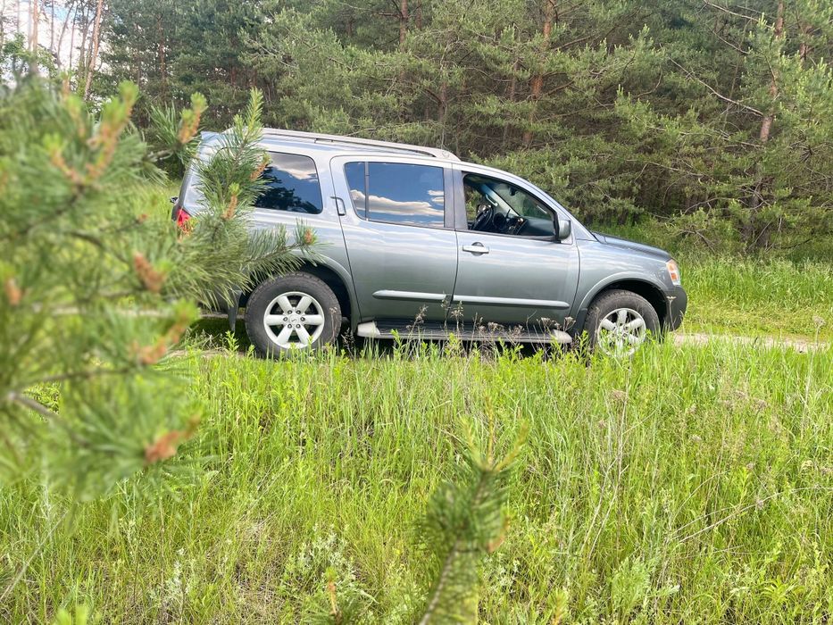 Продам Nissan Armada