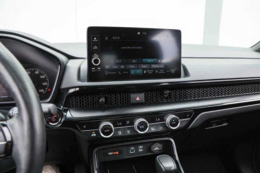 Honda CR-V Hybrid Sport Touring      2023