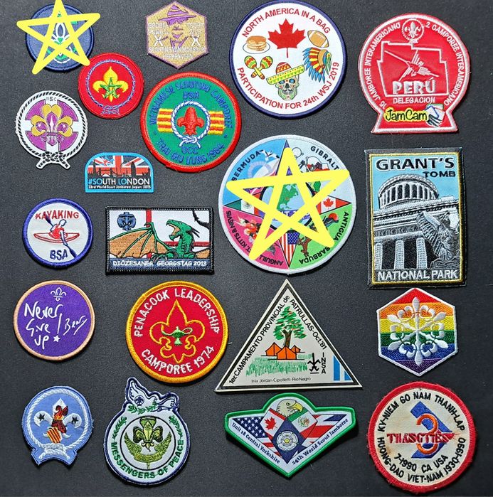 Diversos emblemas escutistas estrangeiros434509832751697924