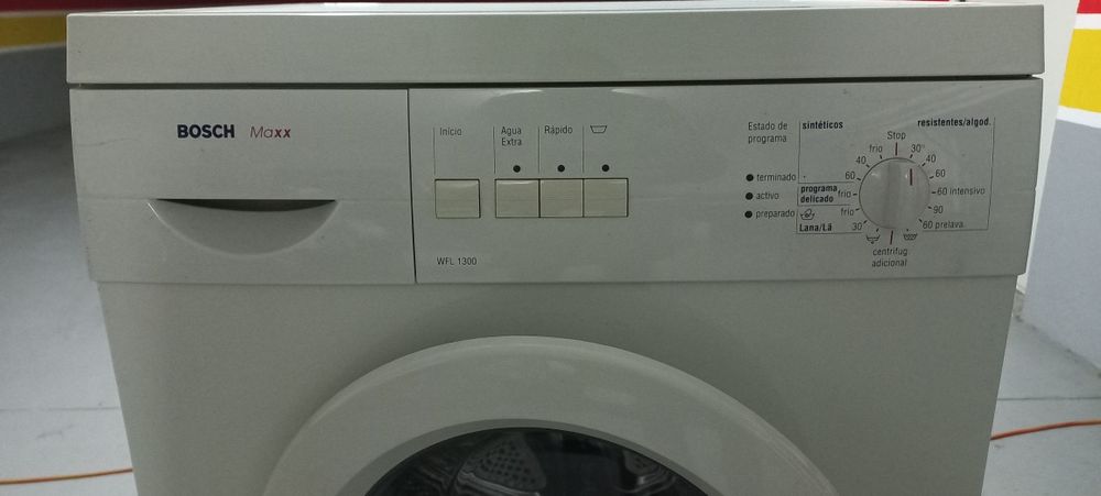 Maquina de lavar roupa - Bosch