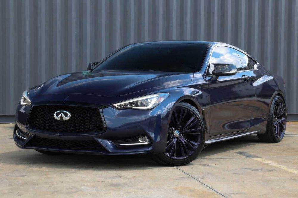 Infiniti Q60 Luxe      2018