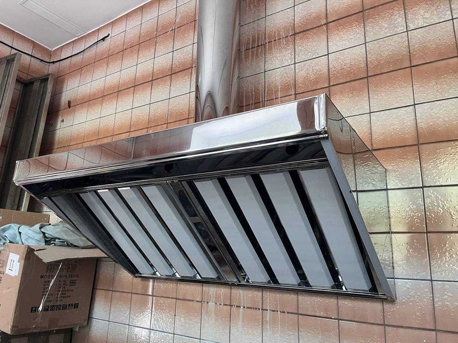 Вытяжной зонт. Вентиляція. Витяжний зонт. В наявності та під замовл.