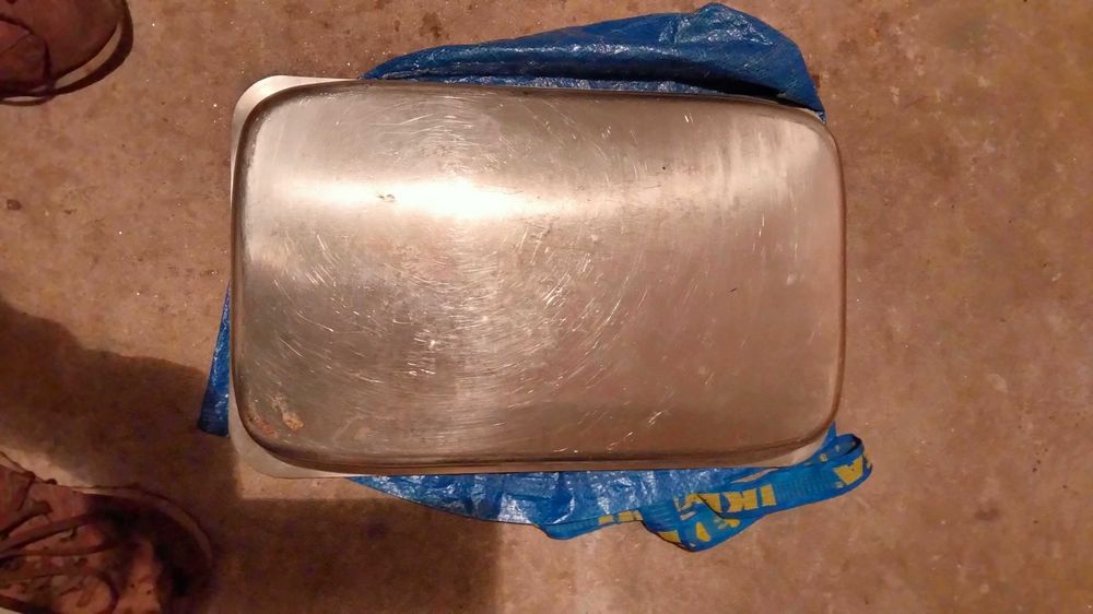 Vendo assadeira 100 por cento de inox.Em muito bom estado.