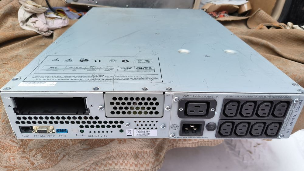 Бесперебойник APC Smart UPS 3000 DLA3000RMi2U SUA3000RMi2U