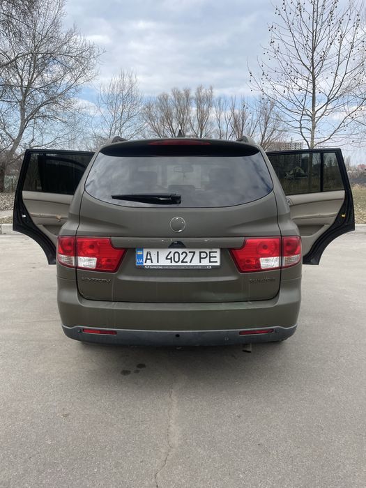 Надійний автомобіль SsangYong kyron