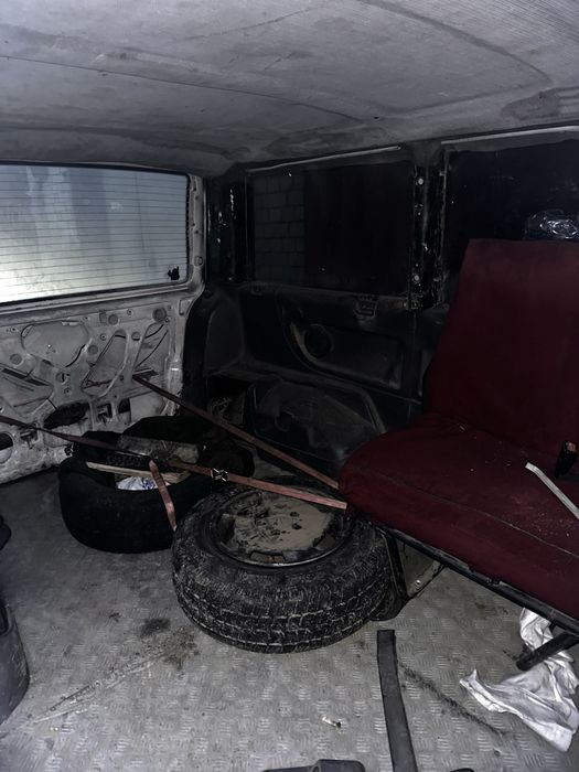 Продам Мерседес Віто 2,2 Mercedes Vito 110 CDI пасажир