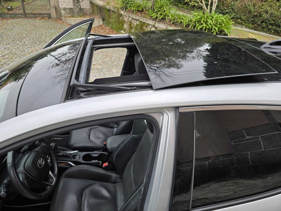 TOYOTA COROLA Luxury Black (Excelente Estado)