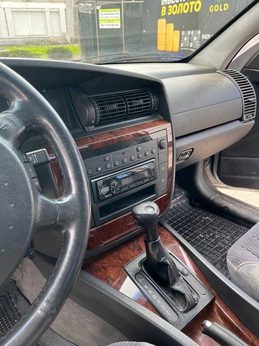 авто Opel Omega, 2002