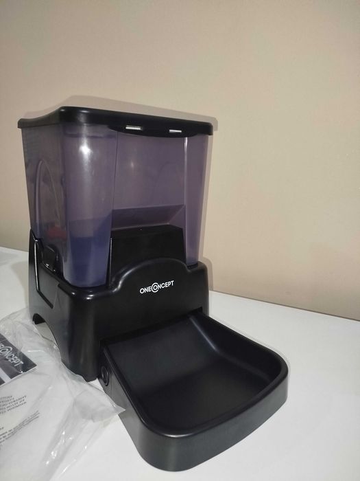 Автоматична годівниця для собак та котів Oneconcept 10030712 (GERMANY)