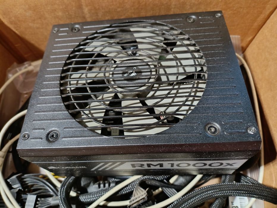 Блок живлення Corsair RM1000X + кабелі