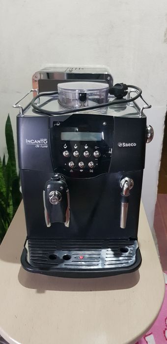 Кавомашина Saeco Incanto de luxe