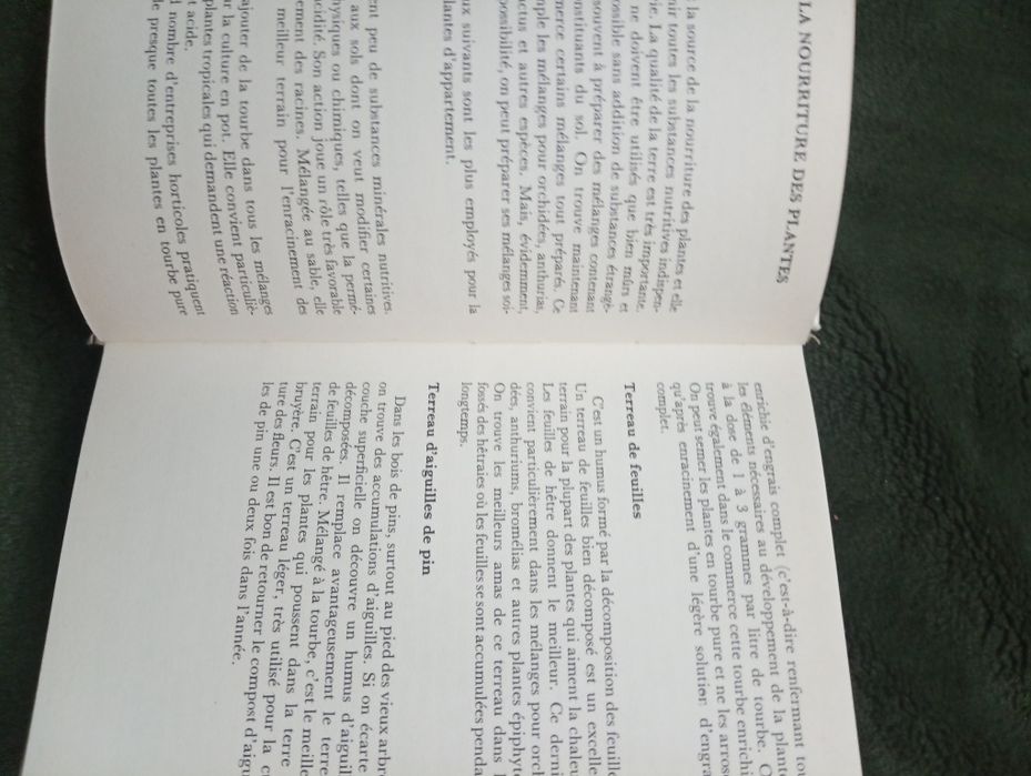 Plantes D' Appartement - Atlas Illustré de Jaroslav Oplt Relié	1976