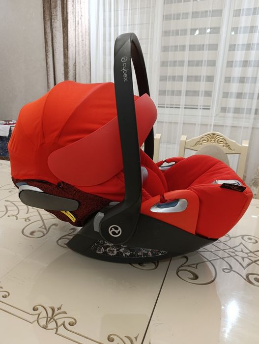 Автокрісло Cybex