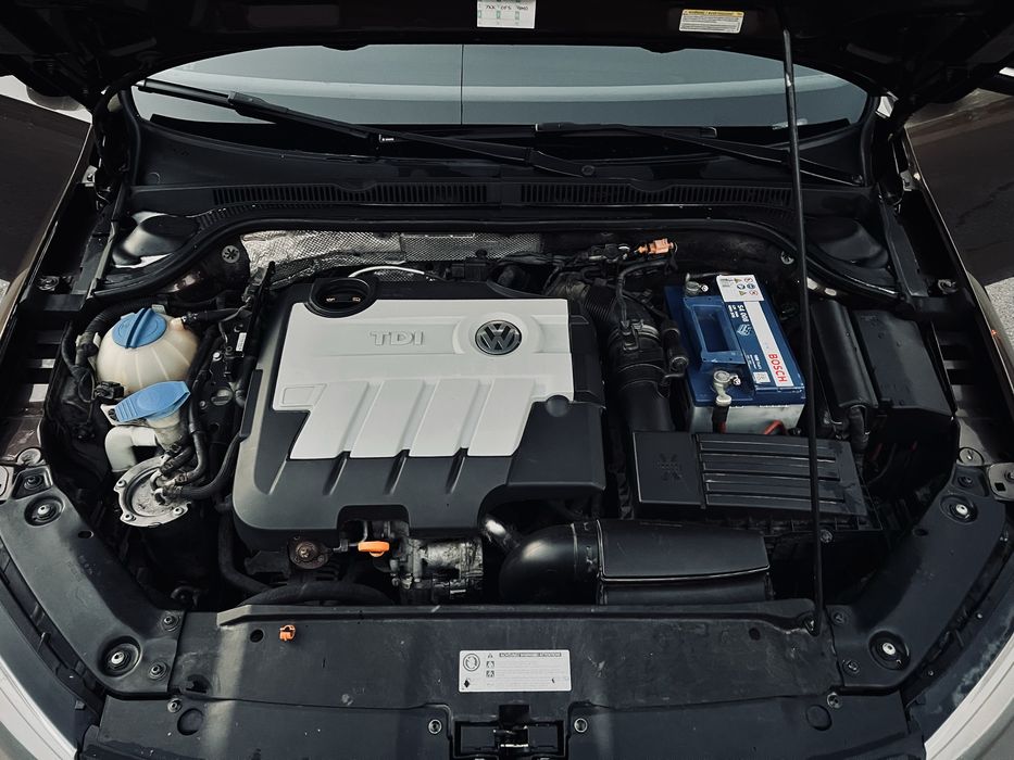 Volkswagen Jetta 2012 2.0TDI, в хорошем состоянии