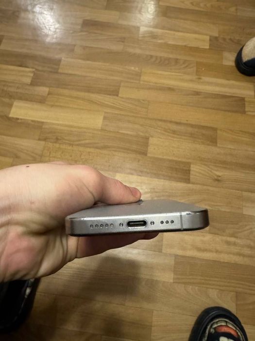 iPhone 15 pro 98% батарея рідна 256 памяті на 2 фіз сімки