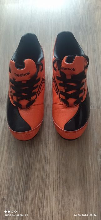 Buty piłkarskie korki, rozm.40,5 (26cm)