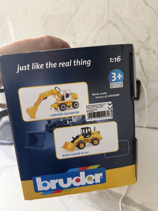Новий Кран Bruder liebherr