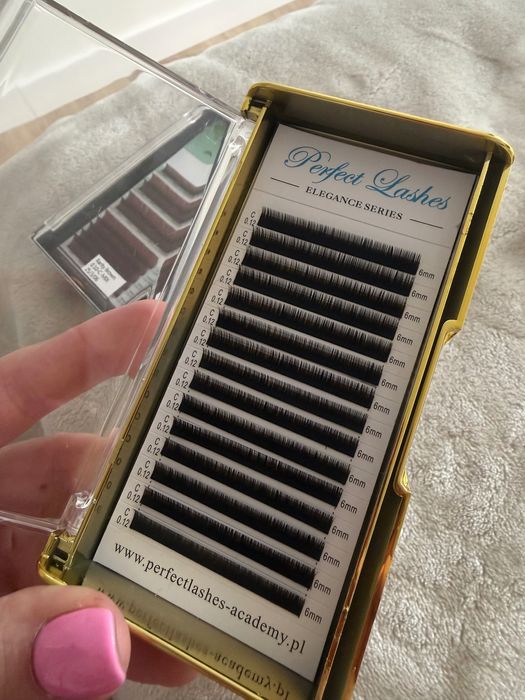 Przedłużanie rzęs produkty