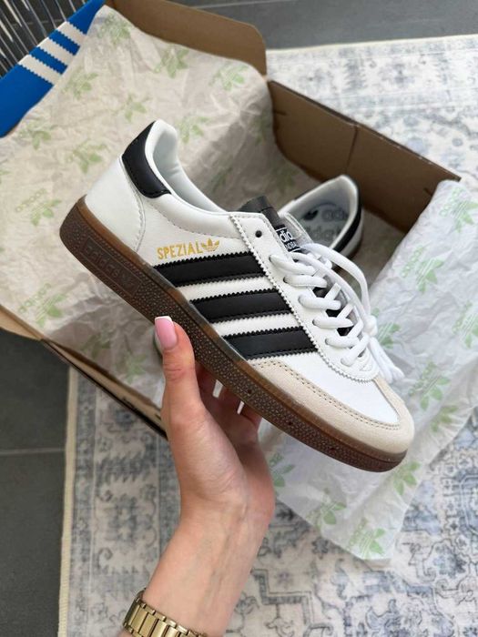 Кеди Adidas Spezial Handball White Black | кросівки Адідас Спешл Хендбол білого кольору шкіряні