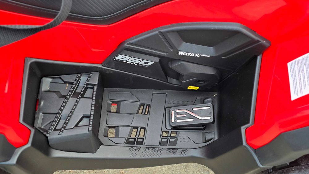 Zestaw BUGGY QUAD Na akumulator CAN-AM OUTLANDER z przyczepką 4x200W