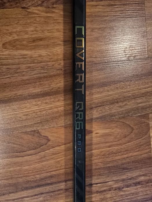 Kij hokejowy Warrior  Convert QR6 PRO lewy 55 flex