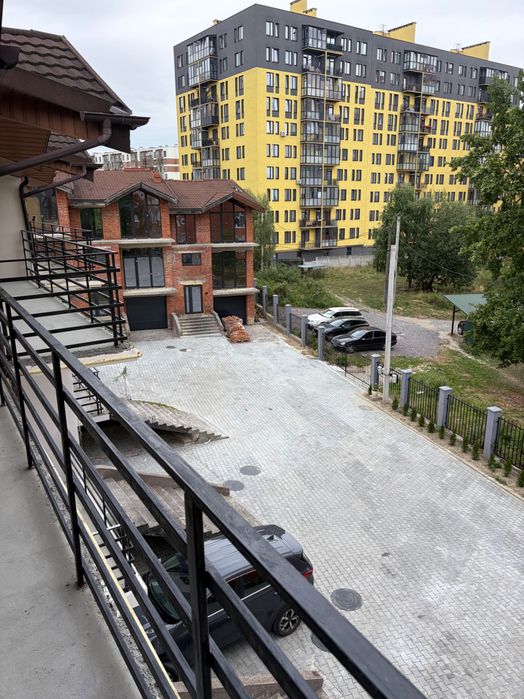 Продаж трирівневого котеджу 185 м² в Котеджному містечку Dolce Vita