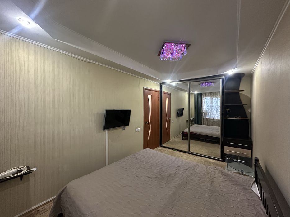 3-кімнатна на Нижньодніпровській 5/5 пов.