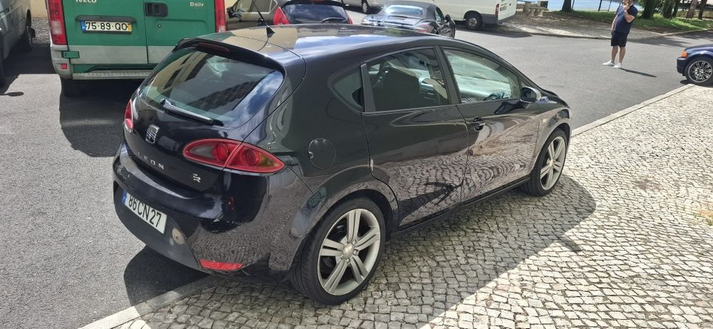 SEAT Leon — fotografia 3