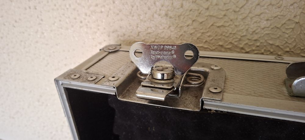 ROCKCASE by Warwick para pedais