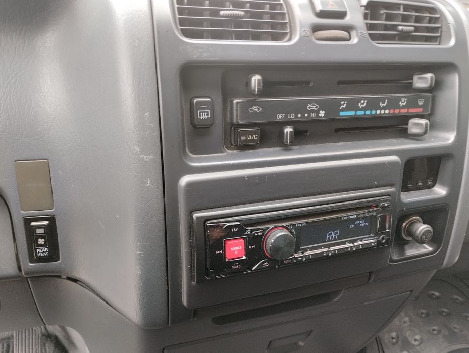 Toyota hiace 9 lugares