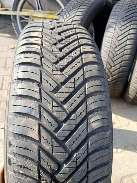 Opony wielosezon  HANKOOK 165/65 R15
