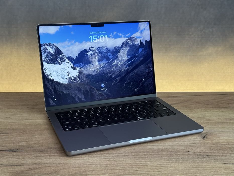 MacBook本体 128GB 8TB M3 Max 16inch MacBook pro M3 Max/128GBメモリ/8TB SSDの最強過ぎるMacBook Pro 16インチをライブ