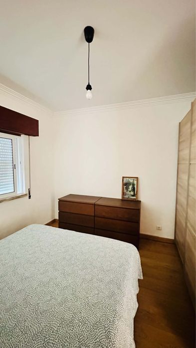 Quarto- Arrendamento -Monte Abrrao.