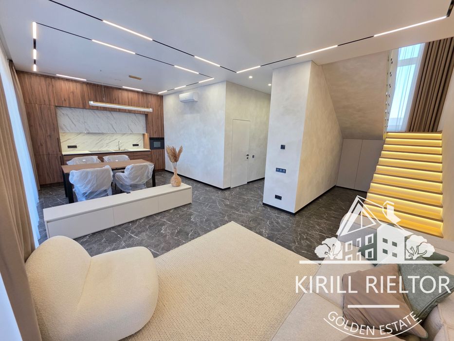 В коттеджном городке "Золотые Ключи" продается новый таунхаус