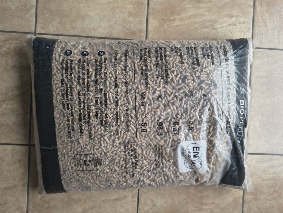 Certyfikowany PELLET PREMIUM dębowy OAK HOLZ Najwyższa Jakość